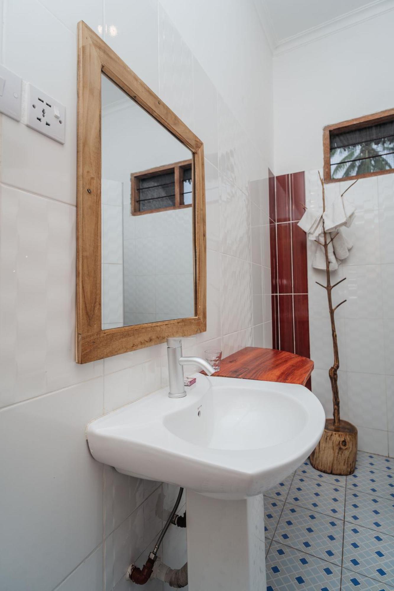 Maisara Mafia Beach Lodge Килиндони Экстерьер фото